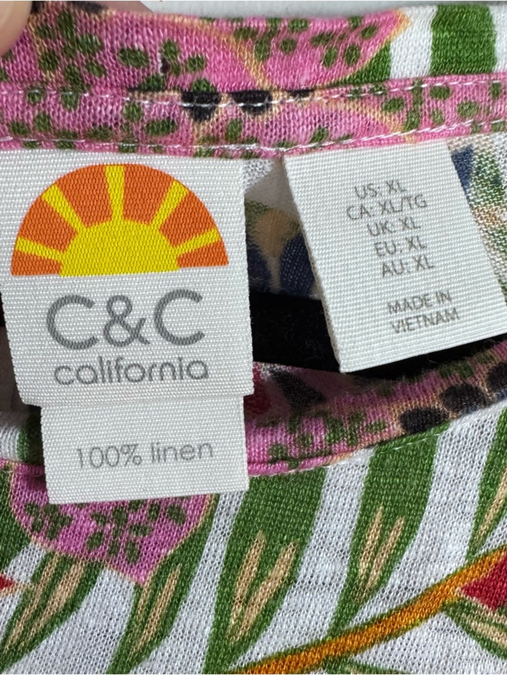 C&C California Linen Floral Top Button Back Short Sleeve XL - Picture 4 of 7